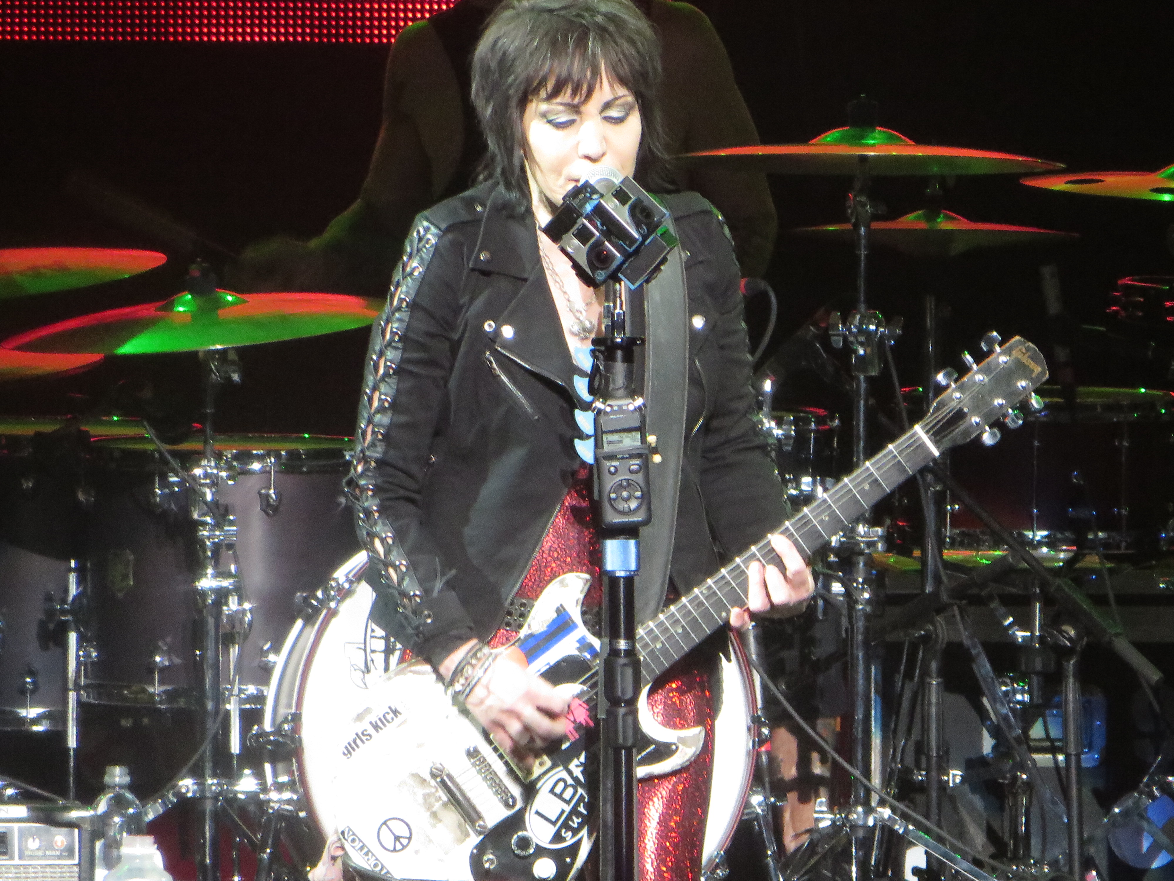 JoanJett2016-03-20TheCentreTorontoCanada (11).JPG